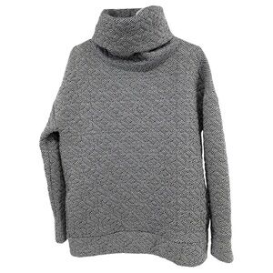 Gap pullover quilted geometric turtleneck S  black white pockets winter active